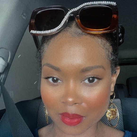 New Arrival Sunglasses “Get-a-way” 🕶️ - Picture 9 of 10